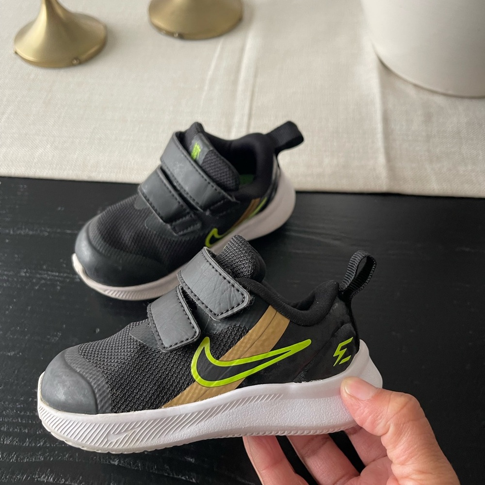 Nile shoes sz 5c infant